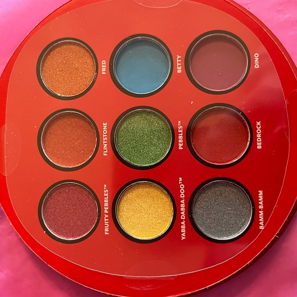 Taste beauty x fruity pebbles eyeshadow palette NIB - Picture 3 of 4